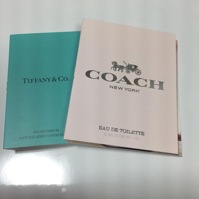 Tiffany & Co.(ティファニー)の【新品未使用】ティファニー香水1.2mlコーチ香水2ml コスメ/美容の香水(香水(女性用))の商品写真