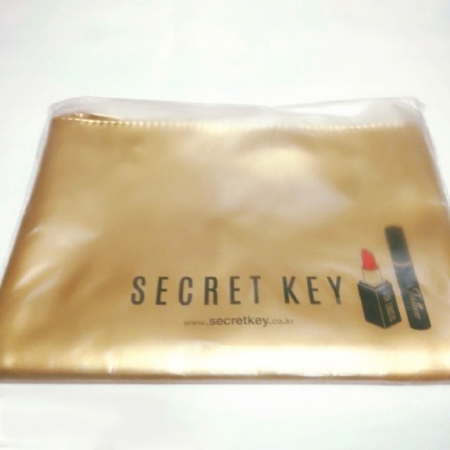 Secret Key(シークレットキー)のシークレットキー ゴールドポーチ レディースのファッション小物(ポーチ)の商品写真