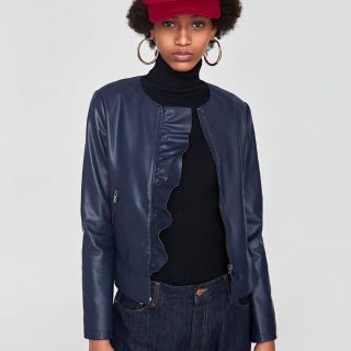 ザラ(ZARA)のフリルトリム レザーテイストジャケット(ライダースジャケット)