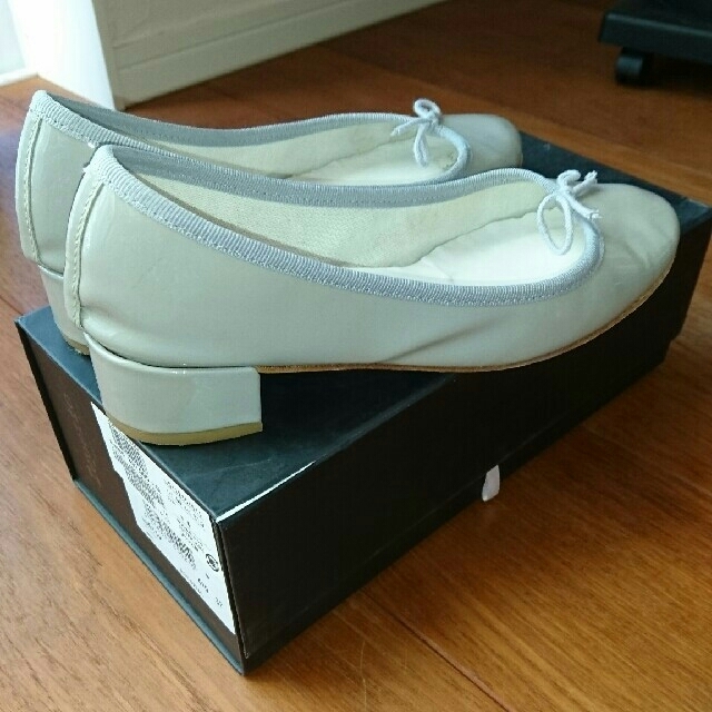 repetto(レペット)のレペット エナメル ヒール バレエシューズ レディースの靴/シューズ(バレエシューズ)の商品写真