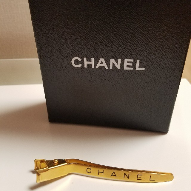 CHANEL(シャネル)のCHANELヘアピン レディースのヘアアクセサリー(ヘアピン)の商品写真
