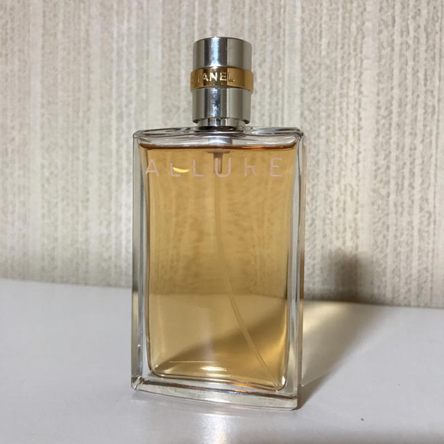 シャネル アリュール オードトワレ 50ml