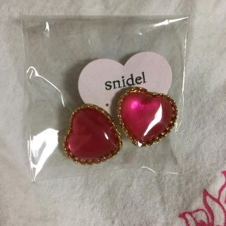 スナイデル(SNIDEL)のsnidelハートイヤリング(イヤリング)