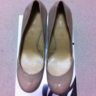 ナインウエスト(NINE WEST)の新品‼NINE WESTベージュパンプス(ハイヒール/パンプス)