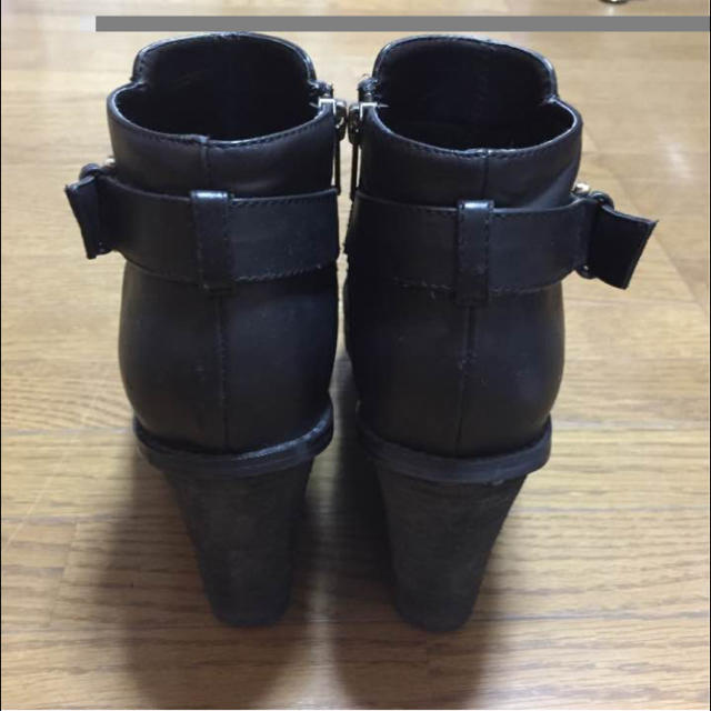 HARE(ハレ)のHARE ショートブーツ 黒 M レディースの靴/シューズ(ブーツ)の商品写真