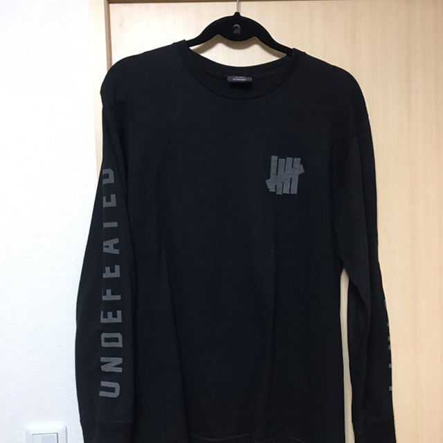 UNDEFEATED アンディフィーテッド ロンT