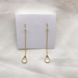 ハンドメイド しずくロングイヤリング ピアス(ピアス)