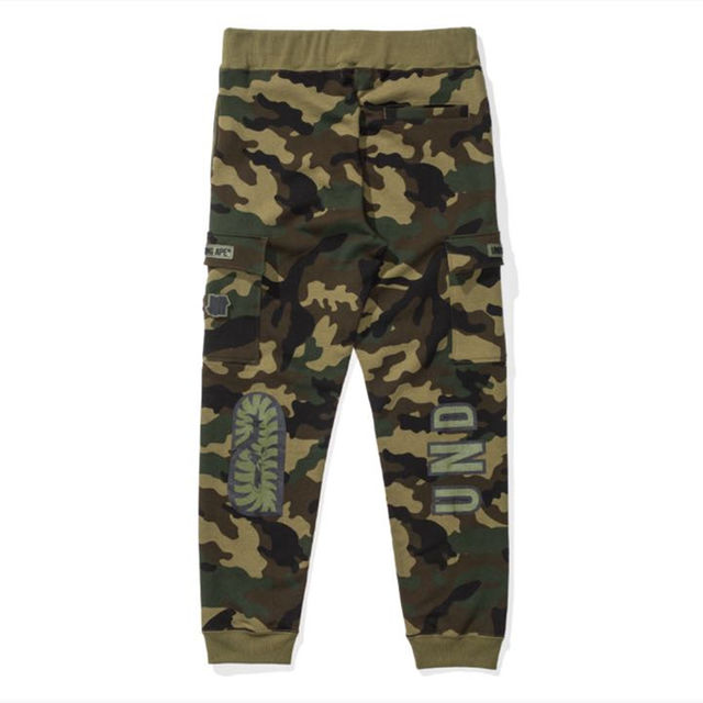 ape undefeated Mサイズ woodland camo 迷彩 パンツ