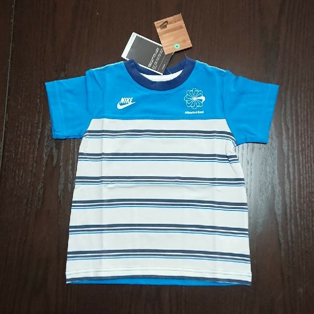 NIKE(ナイキ)のナイキ   Tシャツ ブルーボーダー 100サイズ キッズ/ベビー/マタニティのキッズ服男の子用(90cm~)(Tシャツ/カットソー)の商品写真