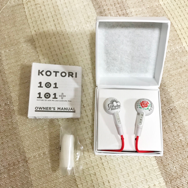 THEATRE PRODUCTS(シアタープロダクツ)の【箱無し・説明書付】theater products × kotori イヤホン スマホ/家電/カメラのスマホアクセサリー(ストラップ/イヤホンジャック)の商品写真