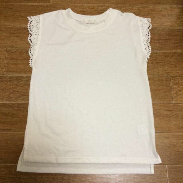 JEANASIS(ジーナシス)の袖レース 白Tシャツ レディースのトップス(Tシャツ(半袖/袖なし))の商品写真