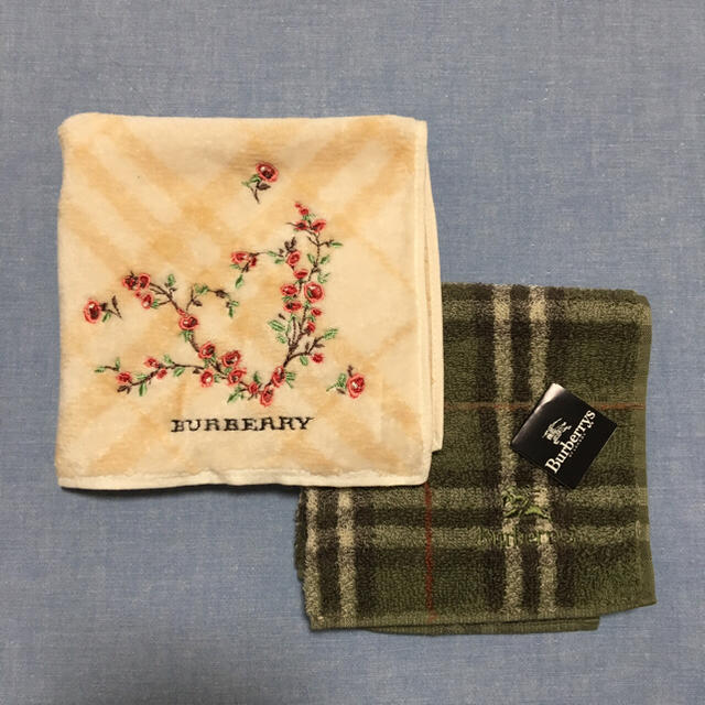 BURBERRY(バーバリー)のBurberry タオルハンカチ2枚組 レディースのファッション小物(ハンカチ)の商品写真