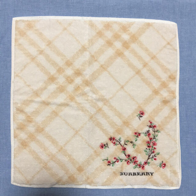 BURBERRY(バーバリー)のBurberry タオルハンカチ2枚組 レディースのファッション小物(ハンカチ)の商品写真