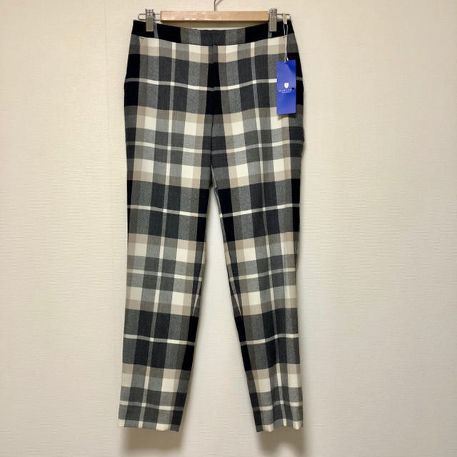 BURBERRY BLUE LABEL(バーバリーブルーレーベル)のBLUE LABEL ブルーレーベル チェックパンツ レディースのパンツ(クロップドパンツ)の商品写真