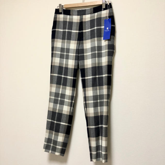 BURBERRY BLUE LABEL(バーバリーブルーレーベル)のBLUE LABEL ブルーレーベル チェックパンツ レディースのパンツ(クロップドパンツ)の商品写真