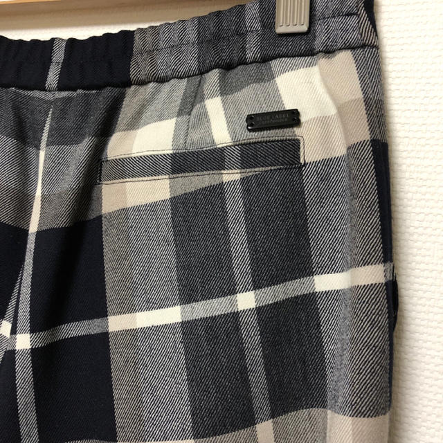 BURBERRY BLUE LABEL(バーバリーブルーレーベル)のBLUE LABEL ブルーレーベル チェックパンツ レディースのパンツ(クロップドパンツ)の商品写真