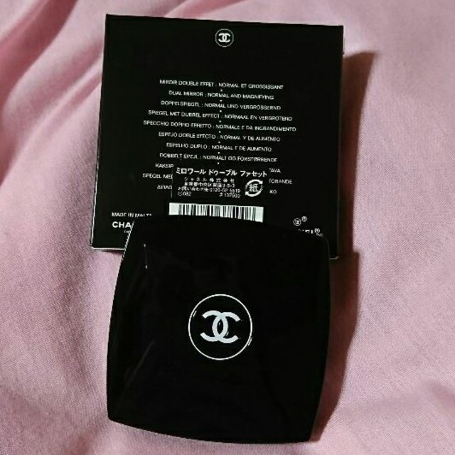 CHANEL(シャネル)のCHANEL 鏡 コスメ/美容のコスメ/美容 その他(その他)の商品写真