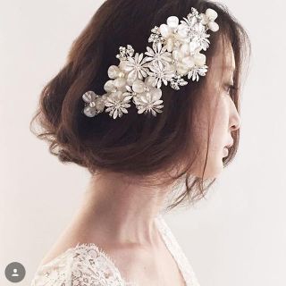 ヴェラウォン(Vera Wang)のエリザベスバウワー ヘッドピース(ヘッドドレス/ドレス)