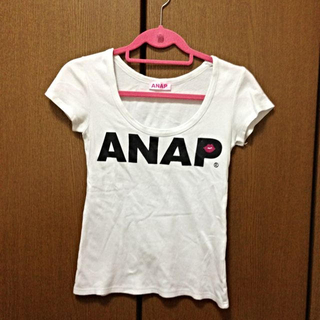 アナップ(ANAP)のANAP アナップ ロゴＴシャツ(Tシャツ(半袖/袖なし))