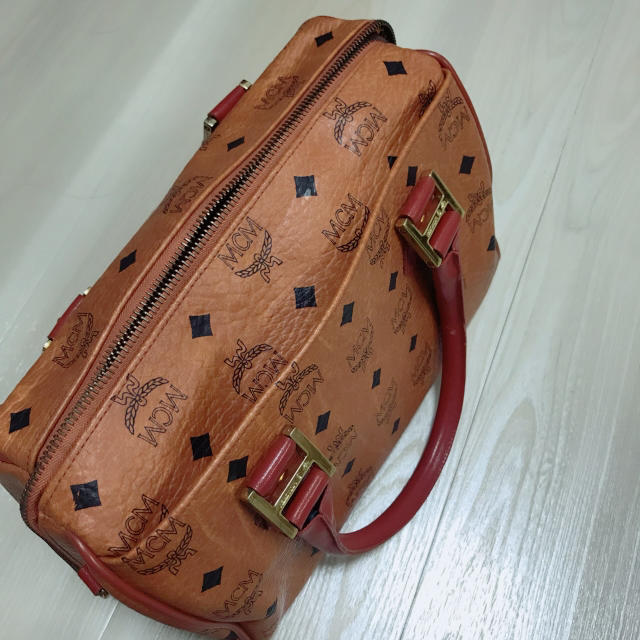 MCM(エムシーエム)のMCMハンドバッグ レディースのバッグ(ハンドバッグ)の商品写真