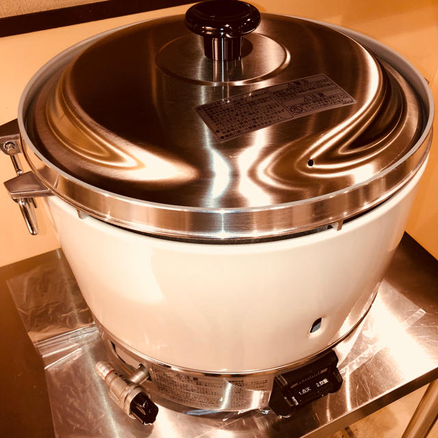 63%以上節約 A083 新品❗️3.3升都市ガスパロマ業務用ガス炊飯器3升