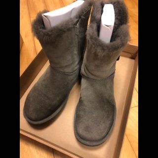 アグ(UGG)のUGG サイズ5 グレー(ブーツ)