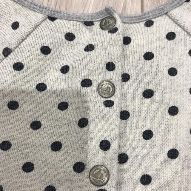 PETIT BATEAU(プチバトー)のプチバトー 18マンス  ドットスウェットワンピース キッズ/ベビー/マタニティのベビー服(~85cm)(ワンピース)の商品写真