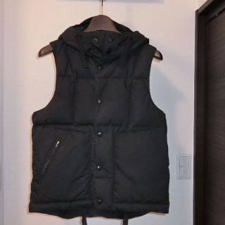 エンジニアードガーメンツ(Engineered Garments)のXS 黒 Engineered Garments down vest hoody(ダウンベスト)