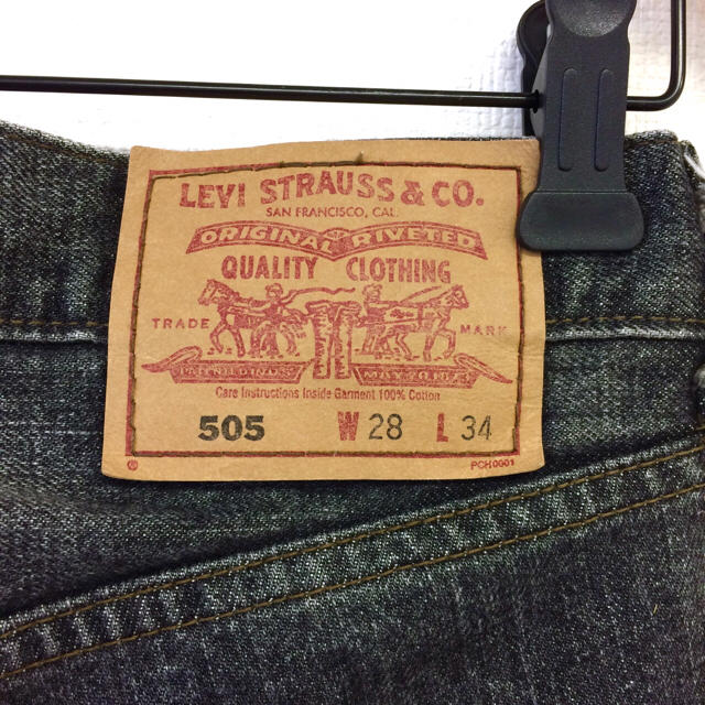 Levi's(リーバイス)のLevi's リーバイス 505 W28 ブラックデニム レディース レディースのパンツ(デニム/ジーンズ)の商品写真