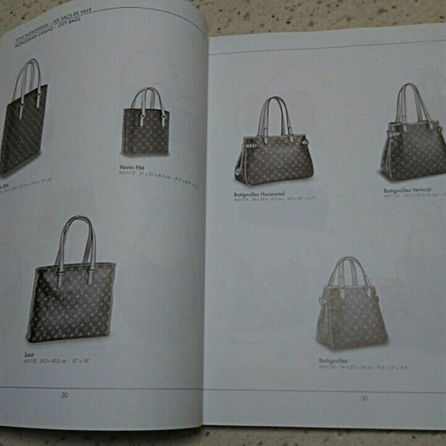 LOUIS VUITTON(ルイヴィトン)のLOUIS VUITTON/商品カタログ/送料込み レディースのレディース その他(その他)の商品写真