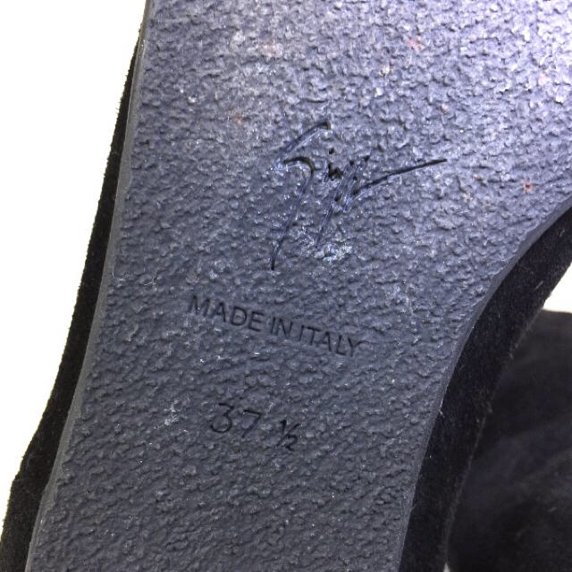 GIUZEPPE ZANOTTI(ジュゼッペザノッティ)の専用 ジュゼッペザノッティ ニーハイブーツ スエード ブラック バックジッパー レディースの靴/シューズ(ブーツ)の商品写真