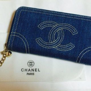 CHANEL デニム長財布