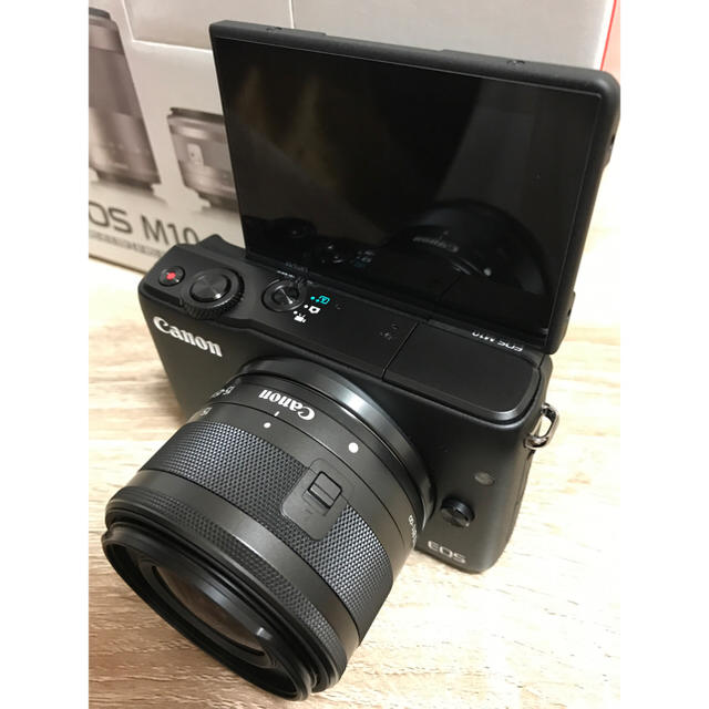 正月値下げ！！最安値！！ミラーレス カメラ EOS M10