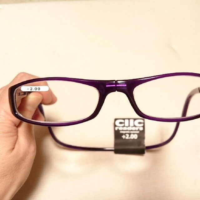 Clic Readers(クリックリーダー)のクリックリーダー ユーロ 老眼鏡 2.00 紫 レディースのファッション小物(サングラス/メガネ)の商品写真