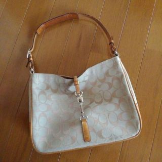 コーチ(COACH)のコーチ　ショルダーバッグ(ショルダーバッグ)