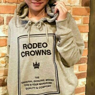 ロデオクラウンズ(RODEO CROWNS)の新品✩RODEO CROWNS✩RCWB✩BIG BOX LOGO パーカー

(パーカー)