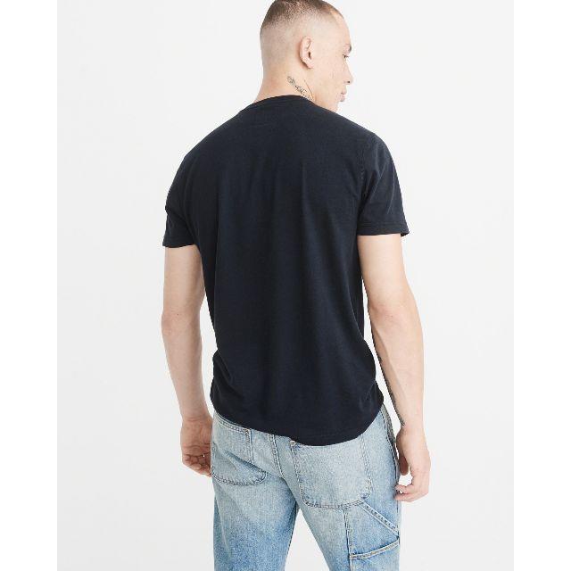 Abercrombie&Fitch(アバクロンビーアンドフィッチ)のマードック様専用★ アバクロ ヘンリーネック アイコン ネイビーＴシャツ M メンズのトップス(Tシャツ/カットソー(半袖/袖なし))の商品写真