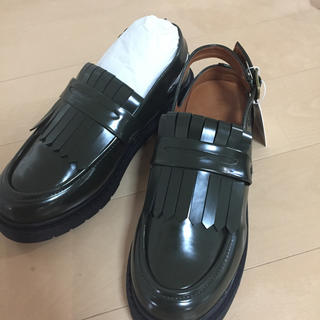 アズールバイマウジー(AZUL by moussy)の先日購入 マウジー 新品 完売(ローファー/革靴)