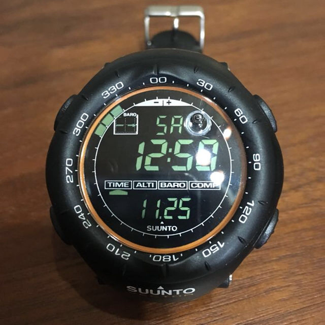 SUUNTO(スント)のスント ベクター ブラック メンズの時計(腕時計(デジタル))の商品写真