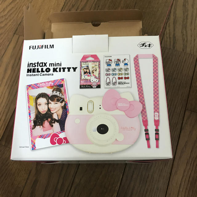 サンリオ(サンリオ)のキティーちゃんのチェキ スマホ/家電/カメラのカメラ(フィルムカメラ)の商品写真