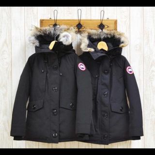 カナダグース(CANADA GOOSE)の新品 カナダグース シャーロット ブラック Mサイズ🖤一点のみ(ダウンジャケット)