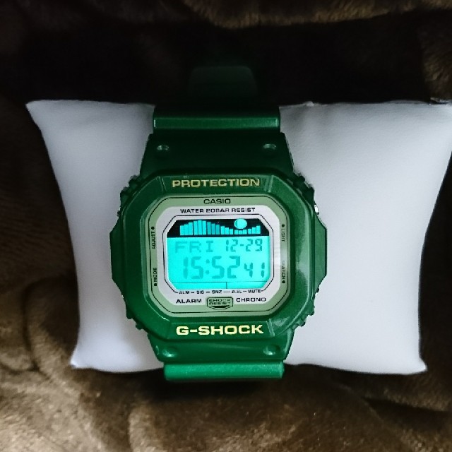 CASIO G-SHOCK G-5600A レア色！【電波ソーラー】