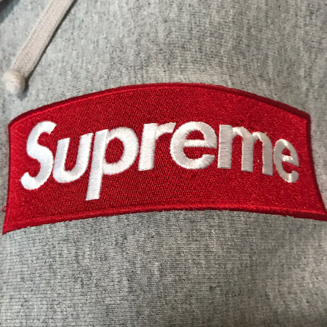 Supreme(シュプリーム)のsupreme box logo pullover メンズのトップス(パーカー)の商品写真