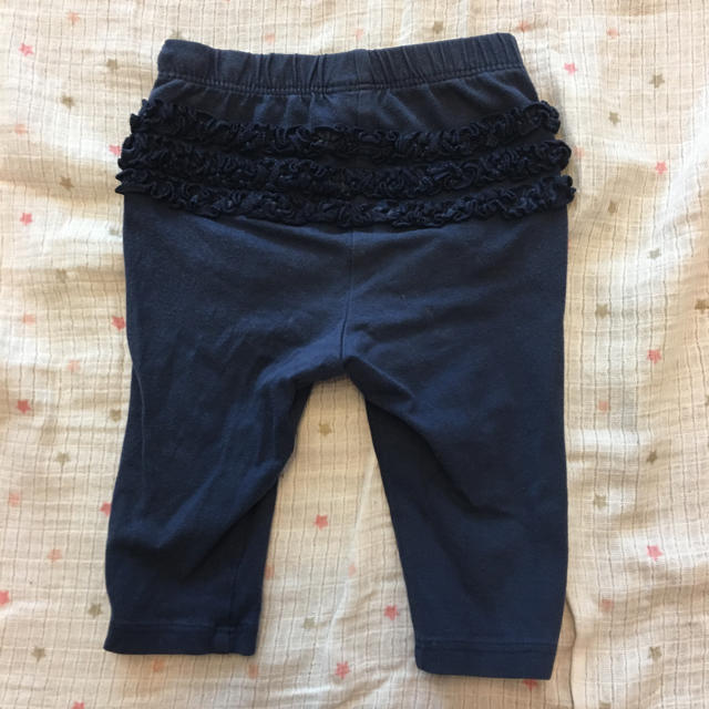 Old Navy(オールドネイビー)の【mio様専用】Old navyチェックワンピースとレギンスセット キッズ/ベビー/マタニティのベビー服(~85cm)(ワンピース)の商品写真