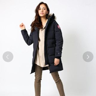 カナダグース(CANADA GOOSE)の希少のMサイズ(ダウンコート)