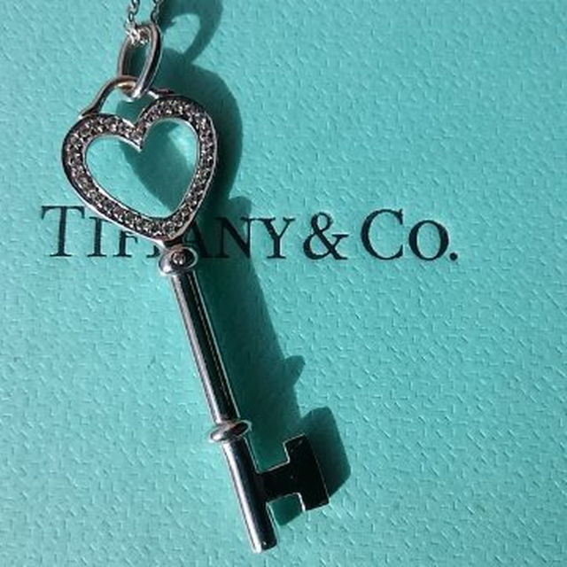 Tiffany & Co. - ティファニー　ハートキー　ミディアムサイズ　ダイヤ　K18ＷＧ　ネックレス