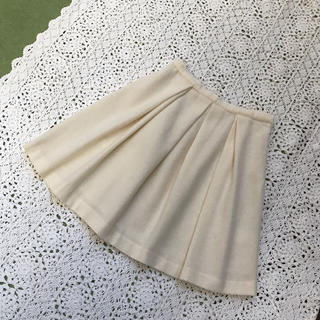 ラトータリテ(La TOTALITE)のラ トータリテの上品ウール素材ふんわりスカート(ひざ丈スカート)