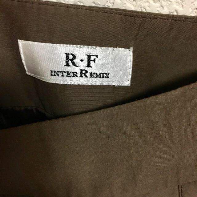 R・F(アールエフ)のアールエフのスカート 茶色 レディースのスカート(ひざ丈スカート)の商品写真