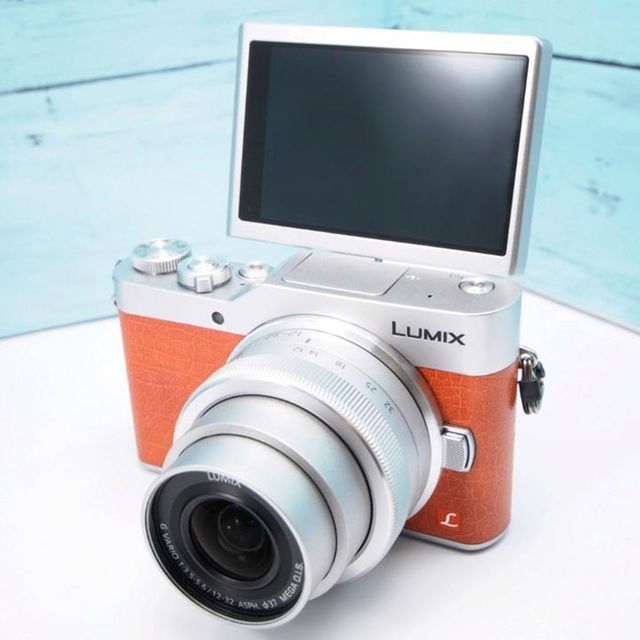 新品?正規品 Panasonic - 超キュートなオレンジカラー☆自撮りも楽々
