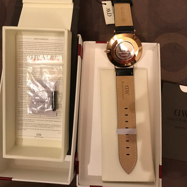 Daniel Wellington(ダニエルウェリントン)のDW 時計 激安価格！ 正規品！ 年末セール！ラスト一点！ レディースのファッション小物(腕時計)の商品写真